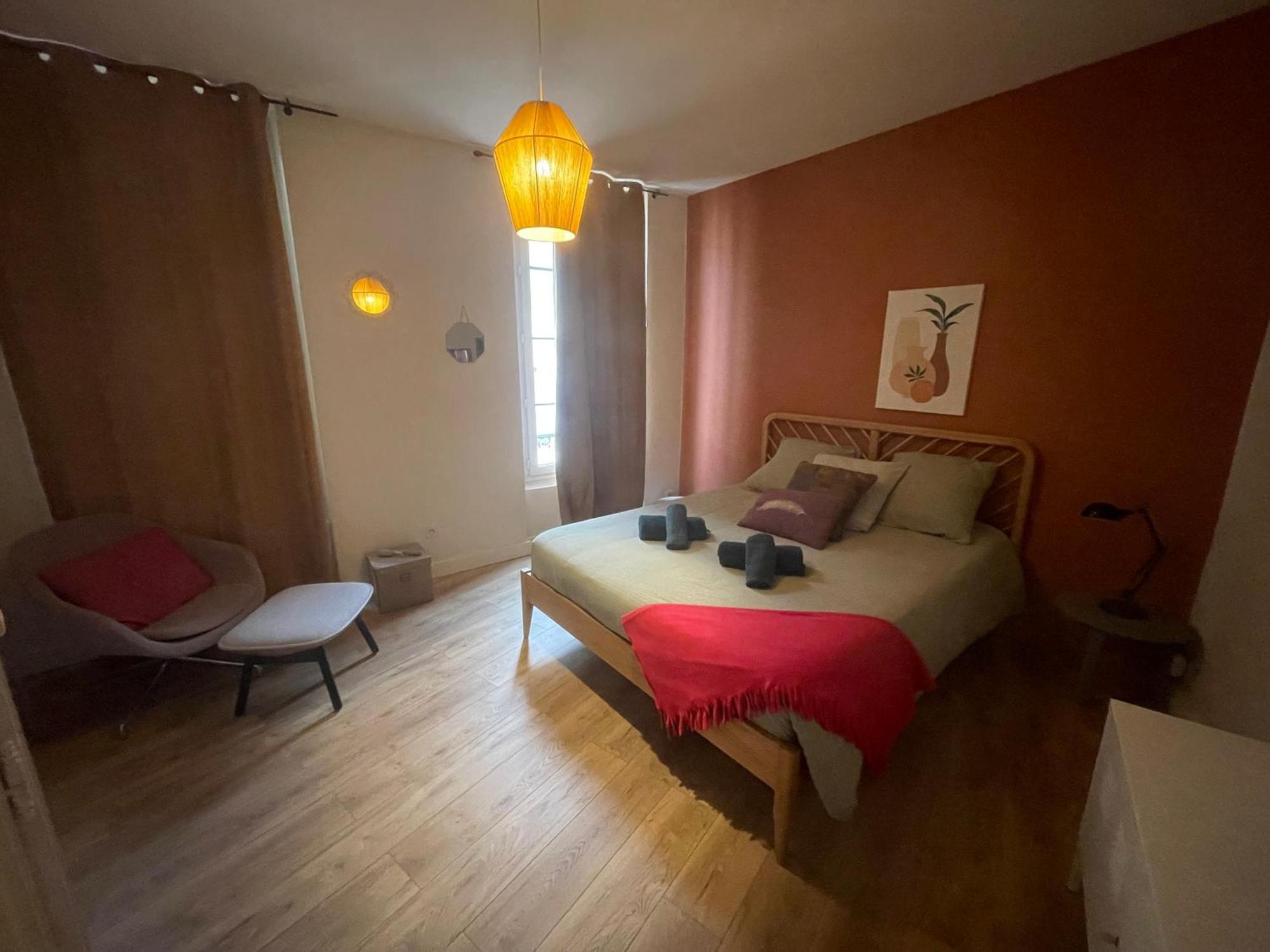 Appartement Au Centre D'Avignon Luaran gambar